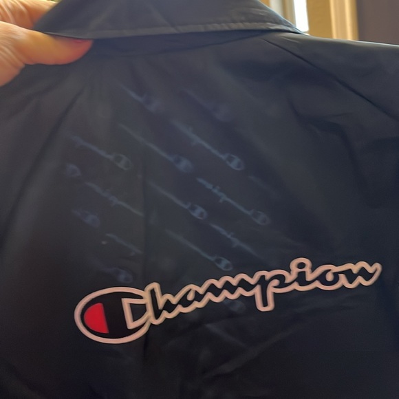 Champion jacket, women’s size large - Picture 7 of 8